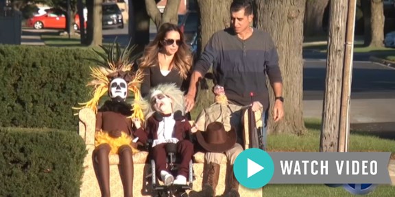 Illinois boy with cerebral palsy impresses with Beetlejuice Halloween costume